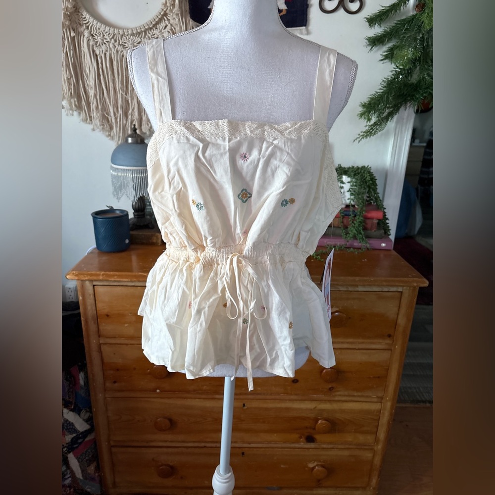 Cream boho cotton tank top with embroidery